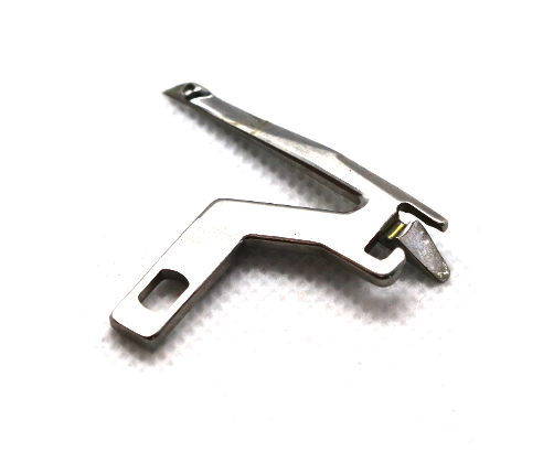 4135 Chwytacz dolny do owerloka Minerva Merrylock Elna Juki