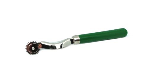 Radełko krawieckie z plastikową rączką (warianty kolorów)