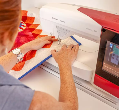Husqvarna Viking Brilliance 75Q - komputerowa maszyna do szycia + Gratisy