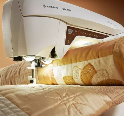 Husqvarna Viking Designer Topaz 25 - maszyno-hafciarka 