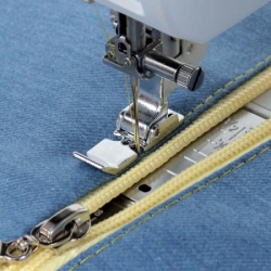 918 Stopka do wszywania zamków Janome 9 mm