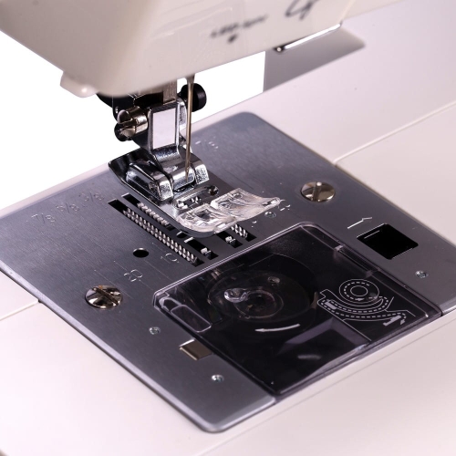 Komputerowa maszyna do szycia Minerva MC210pro