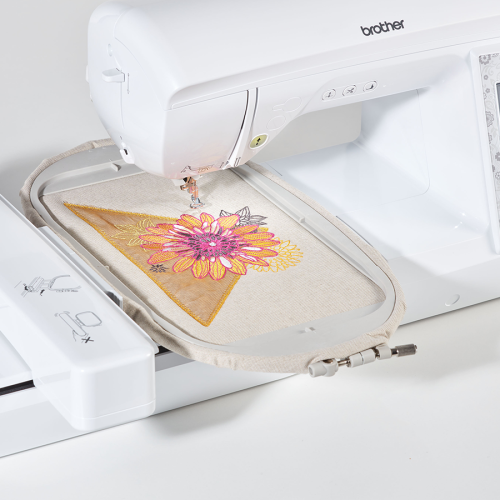 Brother NV880E Hafciarka + Zestaw 4 tamborków + Gratisy + (warianty z programami do wyboru)