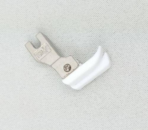 Stopka krawędziowa teflonowa prawa do stebnówki TCR (różne rozmiary)