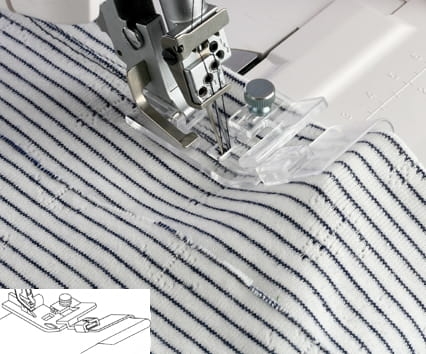 Prowadnik zwijacza do coverloków Janome i Elna