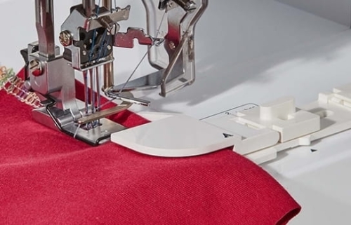 Zestaw zwijaczy do brzegów materiałów do Brother CV3550 i CV3440 SA221CV