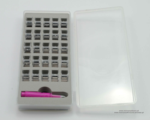 203 - zestaw 25 szpulek + nawlekacz w przyborniku